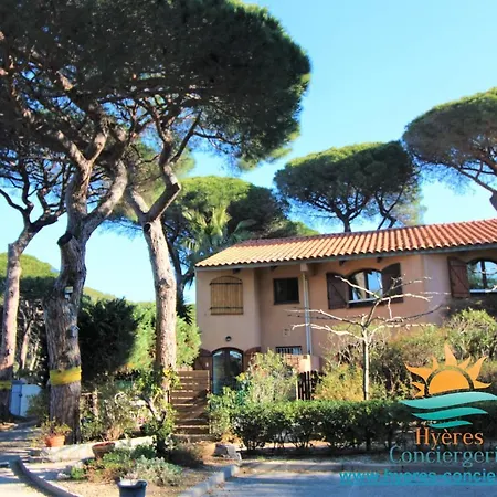 Апартаменты Triplex 2-port D'hyeres -400m-clim Wifi Parking By Hc Йер